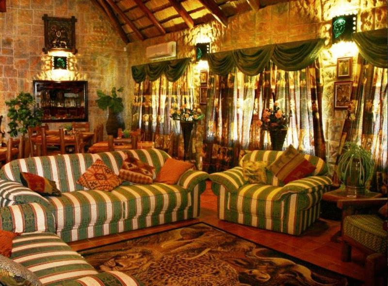 La Rochelle Inn Richards Bay Exterior photo