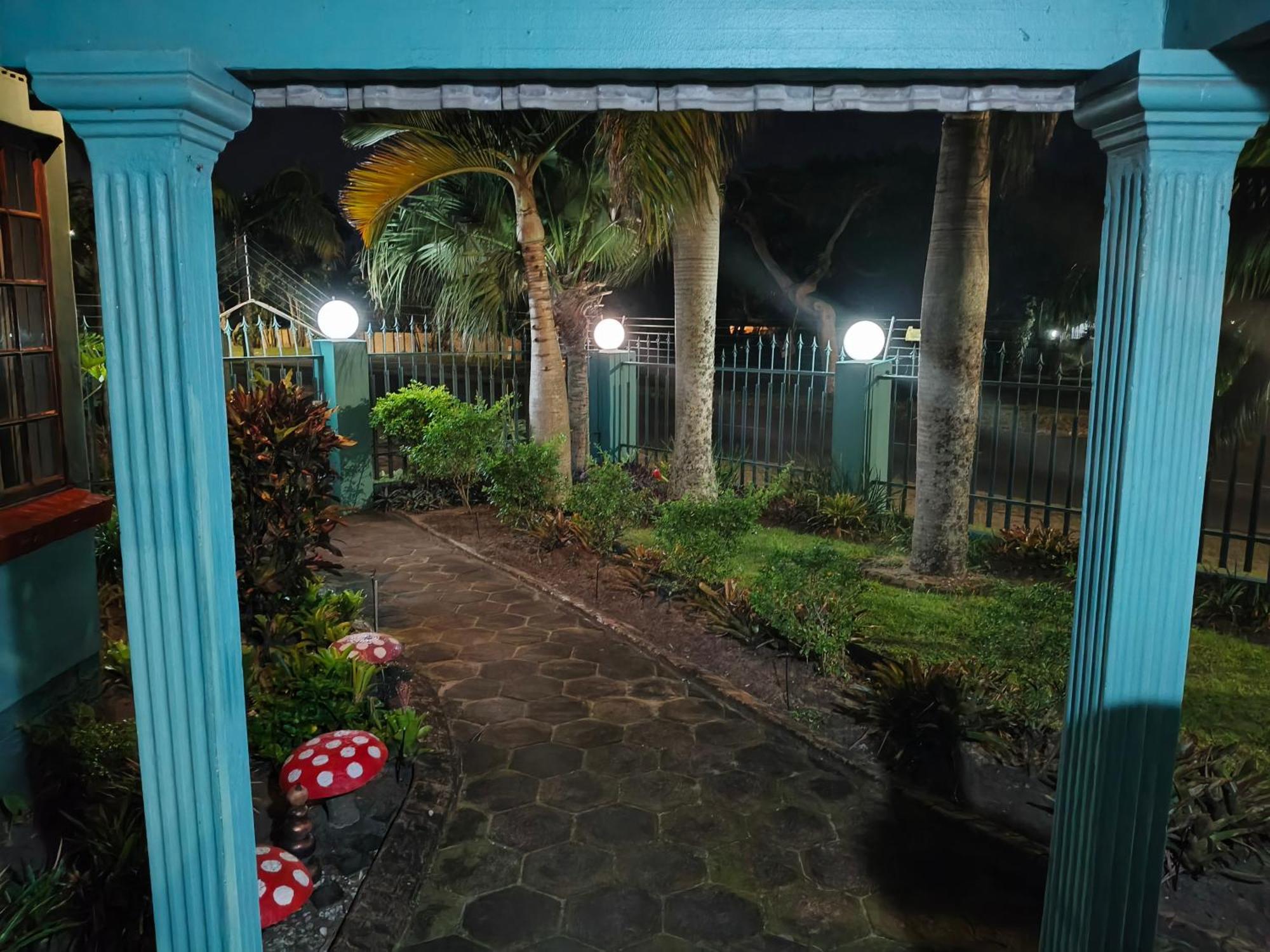 La Rochelle Inn Richards Bay Exterior photo