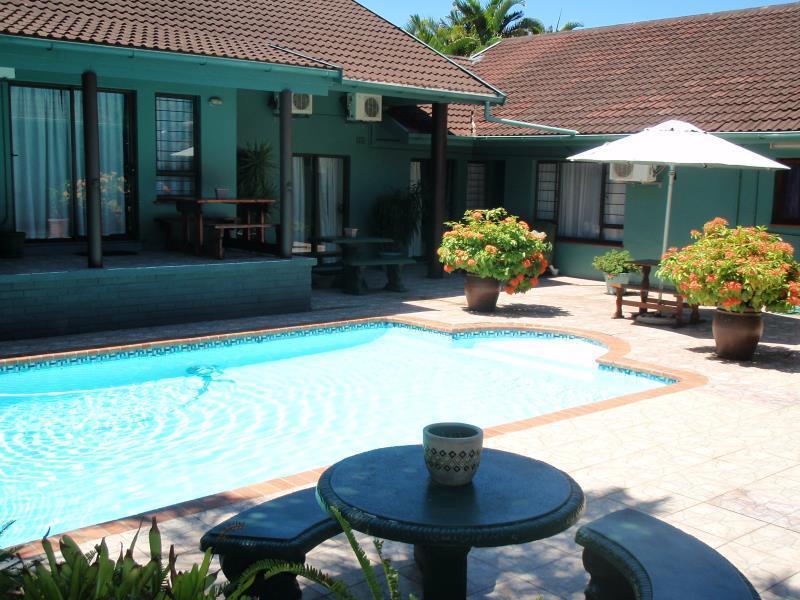 La Rochelle Inn Richards Bay Exterior photo